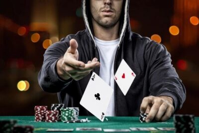 Cách chơi Poker Five88 và luật chơi Poker dễ thắng 2022